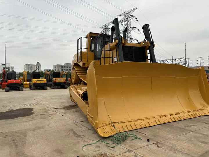 USED ORIGINAL CAT D10r Large Bulldozer for Sale Spot Cat D10 Bulldozer Cat D5 D6 D7 D10 Bulldozer in China - Bulldozer: bild 3 USED ORIGINAL CAT D10r Large Bulldozer for Sale Spot Cat D10 Bulldozer Cat D5 D6 D7 D10 Bulldozer in China - Bulldozer: bild 3