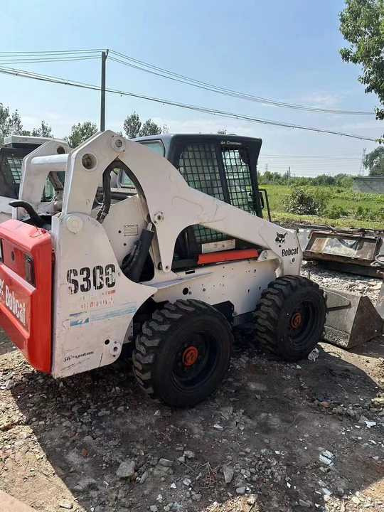 Used Bob Cat Bob Cat S300 Used Skid Steer Wheel Loader Multifunctional Track Loaders Bobcat - Kompaktlastare/ Slirstyrda lastare: bild 3 Used Bob Cat Bob Cat S300 Used Skid Steer Wheel Loader Multifunctional Track Loaders Bobcat - Kompaktlastare/ Slirstyrda lastare: bild 3