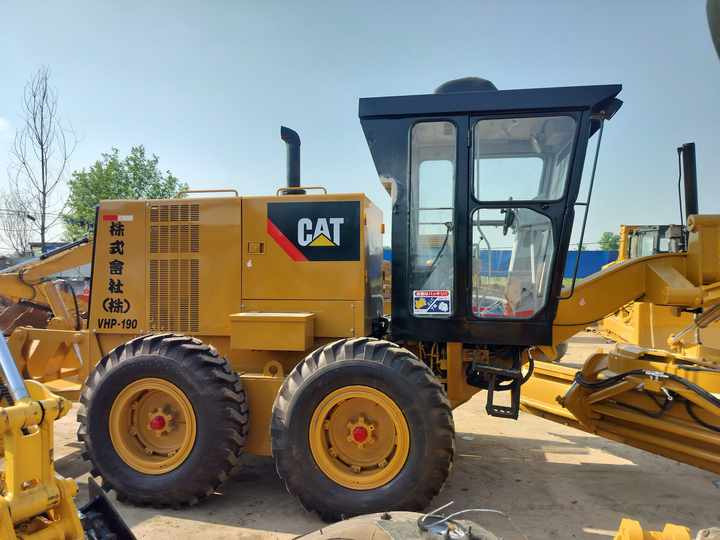 Used CAT 140H Motor Grader From Japan with Excellent Performance Caterpillar 140h in Good Condition for Sale - Väghyvel: bild 5 Used CAT 140H Motor Grader From Japan with Excellent Performance Caterpillar 140h in Good Condition for Sale - Väghyvel: bild 5