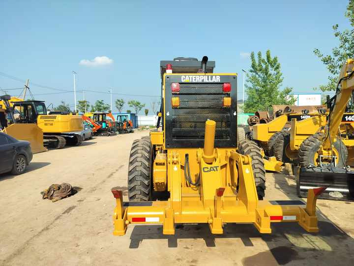Used CAT 140H Motor Grader From Japan with Excellent Performance Caterpillar 140h in Good Condition for Sale - Väghyvel: bild 4 Used CAT 140H Motor Grader From Japan with Excellent Performance Caterpillar 140h in Good Condition for Sale - Väghyvel: bild 4