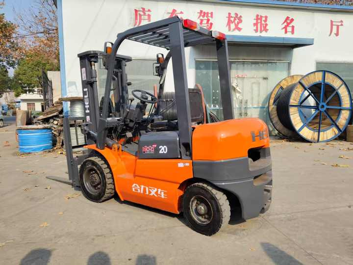 Used China Famous Brand HeLi Brand 2t Forklift for Sale HeLi Brand 2t 3t 5t 7t 10t Forklift Can Provide for You Best Price - Motviktstruck: bild 4 Used China Famous Brand HeLi Brand 2t Forklift for Sale HeLi Brand 2t 3t 5t 7t 10t Forklift Can Provide for You Best Price - Motviktstruck: bild 4
