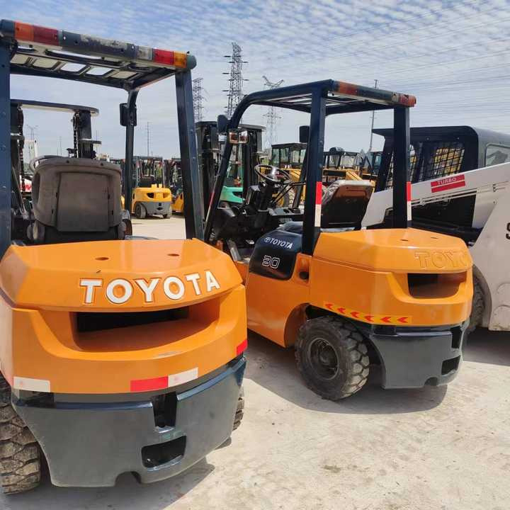 Used Japan Brand toyota 3 Tons Forklift on Hot Sale toyota Forklift 10 Ton 3ton 5 Ton Forklift - Motviktstruck: bild 5 Used Japan Brand toyota 3 Tons Forklift on Hot Sale toyota Forklift 10 Ton 3ton 5 Ton Forklift - Motviktstruck: bild 5