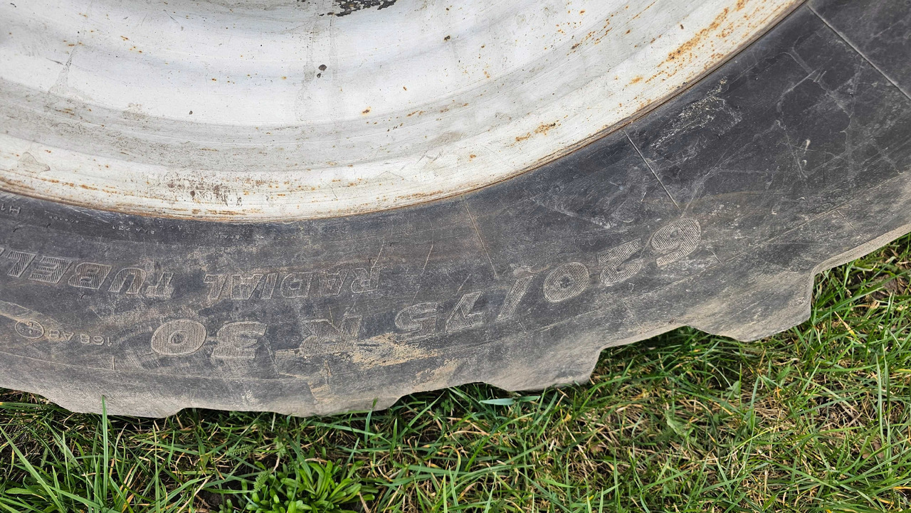 Komplet koło kombajn Deutz Fahr Topliner 620/75 R30 - Däck för Lantbruksmaskiner: bild 2 Komplet koło kombajn Deutz Fahr Topliner 620/75 R30 - Däck för Lantbruksmaskiner: bild 2