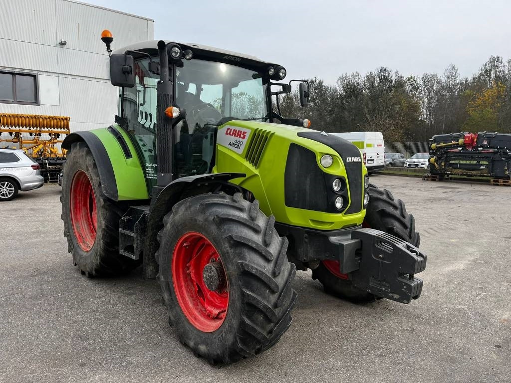 Claas Arion 440 - Traktor: bild 1 Claas Arion 440 - Traktor: bild 1