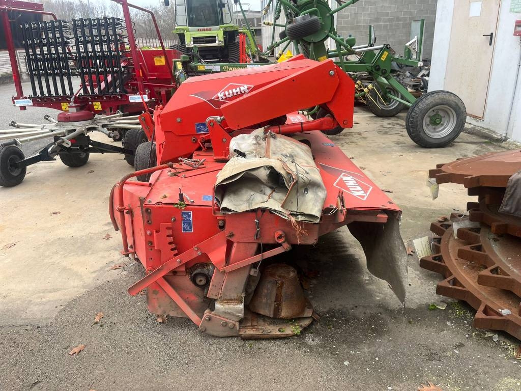 Kuhn FC 313 - Slåttermaskin: bild 1 Kuhn FC 313 - Slåttermaskin: bild 1