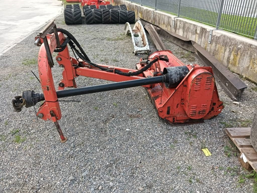 Maschio Giraffa 160 - Slagklippare/ Slagslåtter: bild 3 Maschio Giraffa 160 - Slagklippare/ Slagslåtter: bild 3