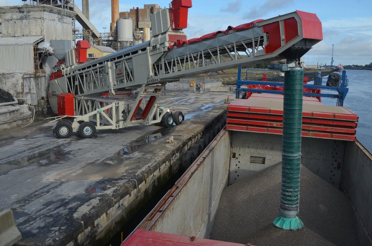 Telestack TS331 Ship Loading Conveyor - Teleskoplastar: bild 2 Telestack TS331 Ship Loading Conveyor - Teleskoplastar: bild 2