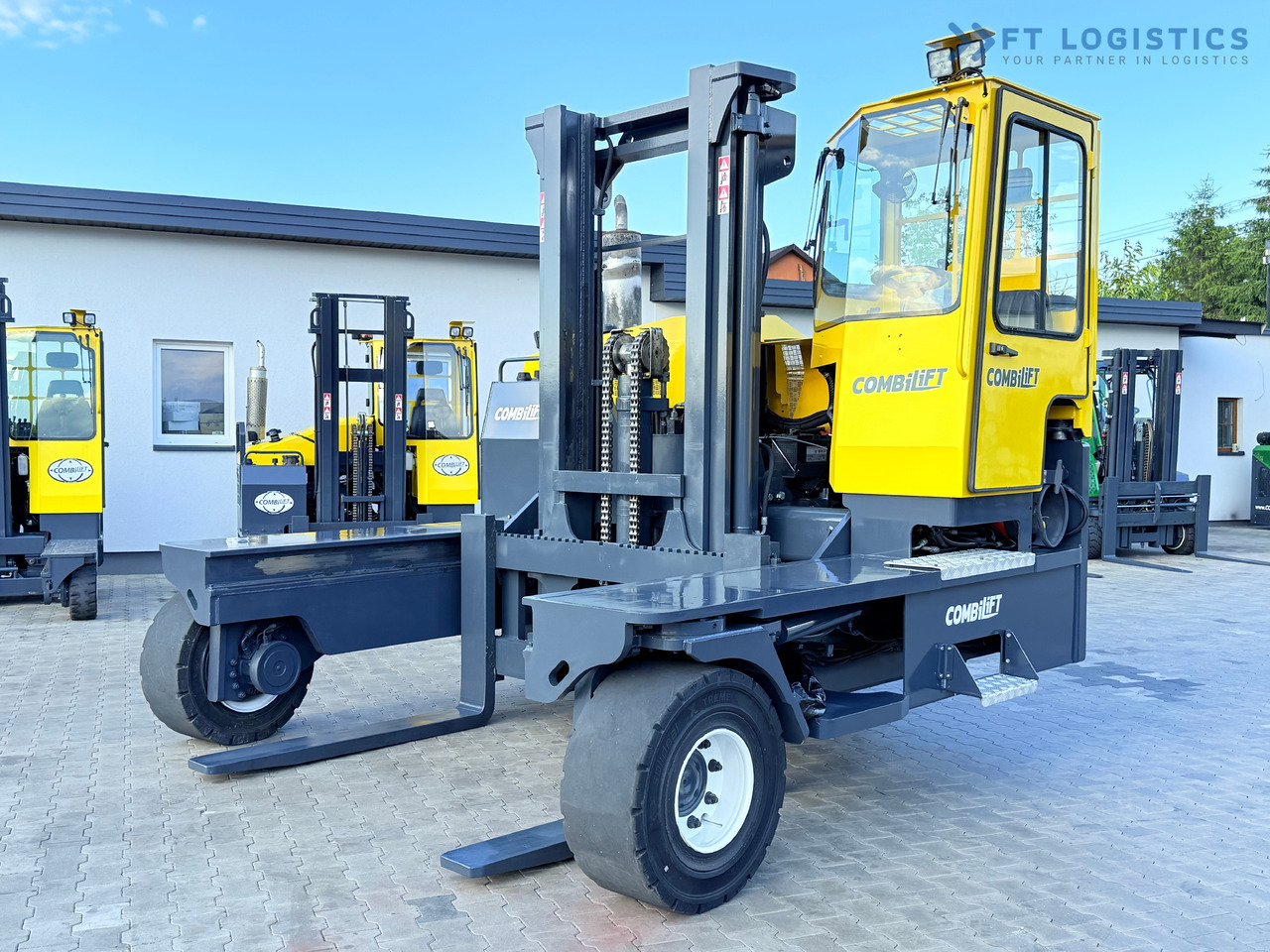 COMBILIFT C14000 / DUPLEX 3600MM / FREE-LIFT / POSITIONER - 4-vägstruck: bild 1 COMBILIFT C14000 / DUPLEX 3600MM / FREE-LIFT / POSITIONER - 4-vägstruck: bild 1