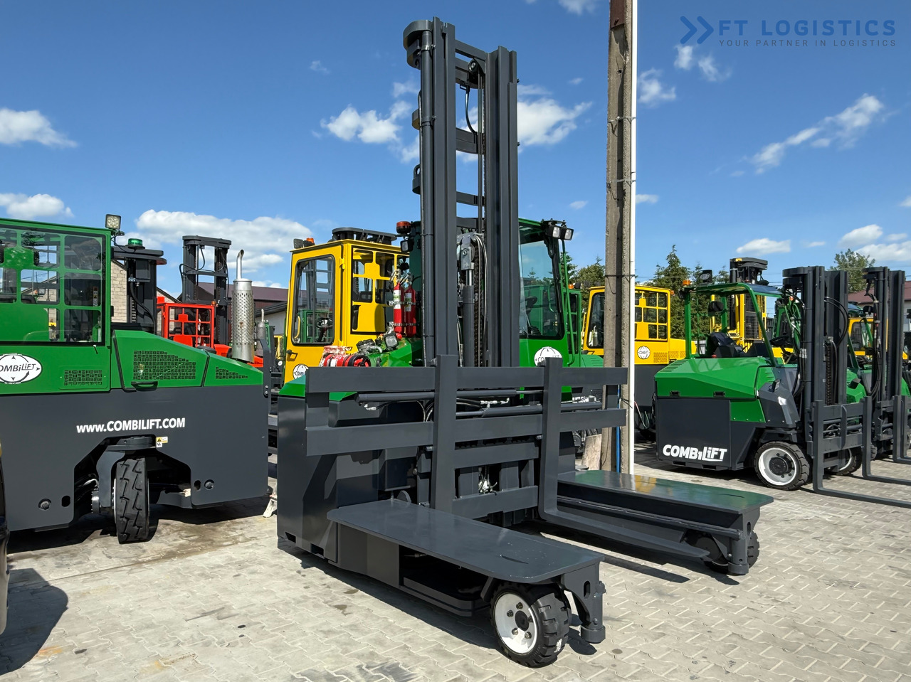 COMBILIFT C5000E / ELECTRIC / TRIPLEX 8300MM / FULL FREE LIFT / WIDE POSITIONER / FORK SIDESHIFT / BATTERY LIKE NEW - 4-vägstruck: bild 4 COMBILIFT C5000E / ELECTRIC / TRIPLEX 8300MM / FULL FREE LIFT / WIDE POSITIONER / FORK SIDESHIFT / BATTERY LIKE NEW - 4-vägstruck: bild 4