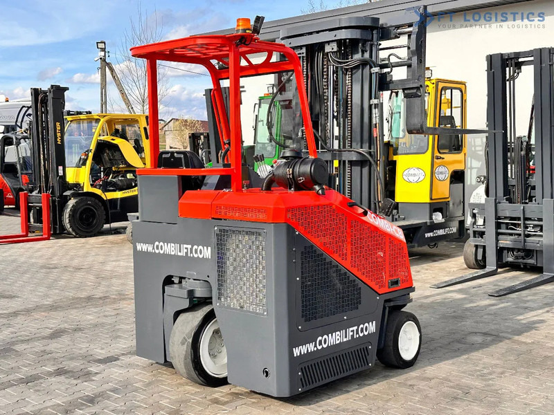 Combilift C3000CB / LPG / TRIPLEX / 5500MM / FREE LIFT / FORK SHIFT / POSITIONER C3000CB / LPG / TRIPLEX / 5500MM / FREE LIFT / FORK SHIFT - 4-vägstruck: bild 5 Combilift C3000CB / LPG / TRIPLEX / 5500MM / FREE LIFT / FORK SHIFT / POSITIONER C3000CB / LPG / TRIPLEX / 5500MM / FREE LIFT / FORK SHIFT - 4-vägstruck: bild 5