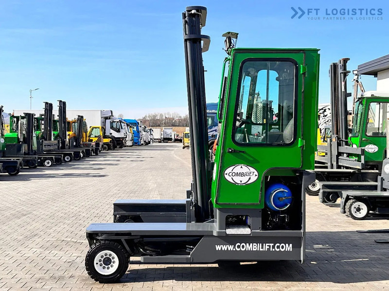 Combilift C4000 / LPG / DUPLEX / 4500MM / FREE LIFT / LIKE NEW C4000 / LPG / DUPLEX / 4500MM / FREE LIFT / LIKE NEW - 4-vägstruck: bild 3 Combilift C4000 / LPG / DUPLEX / 4500MM / FREE LIFT / LIKE NEW C4000 / LPG / DUPLEX / 4500MM / FREE LIFT / LIKE NEW - 4-vägstruck: bild 3