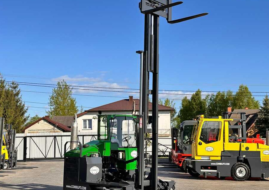 4-vägstruck Combilift C4000 / TRIPLEX / 4900MM / GAS / FREE LIFT / FORK SIDE SHIFT / LIKE NEW: bild 33