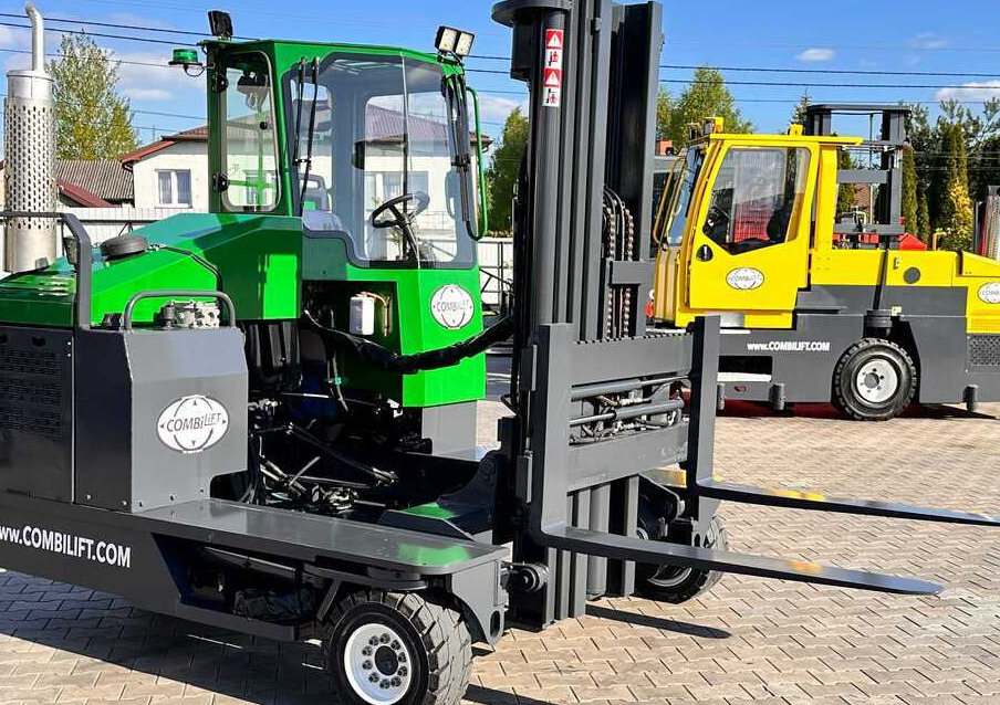 4-vägstruck Combilift C4000 / TRIPLEX / 4900MM / GAS / FREE LIFT / FORK SIDE SHIFT / LIKE NEW: bild 22