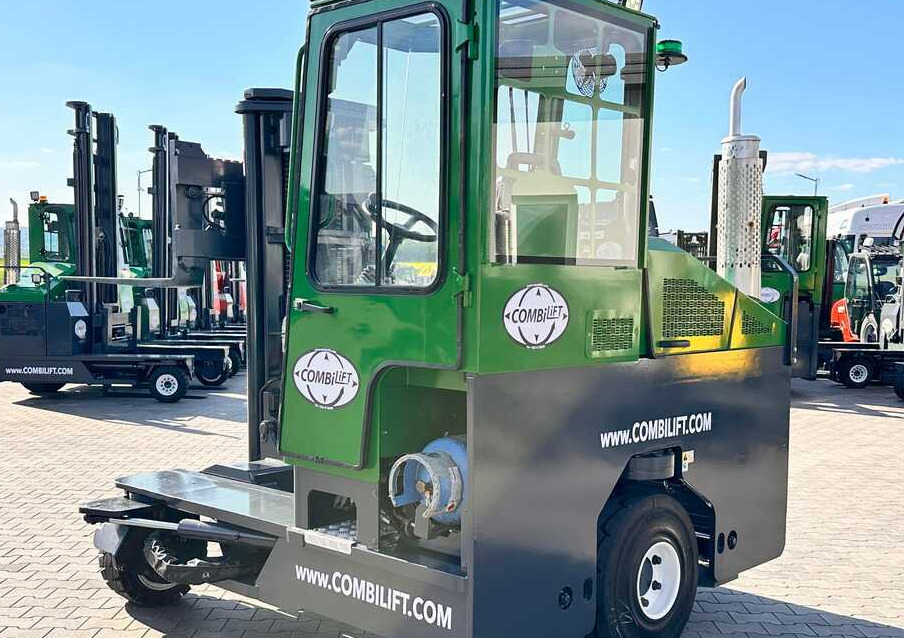 4-vägstruck Combilift C4000 / TRIPLEX / 4900MM / GAS / FREE LIFT / FORK SIDE SHIFT / LIKE NEW: bild 29