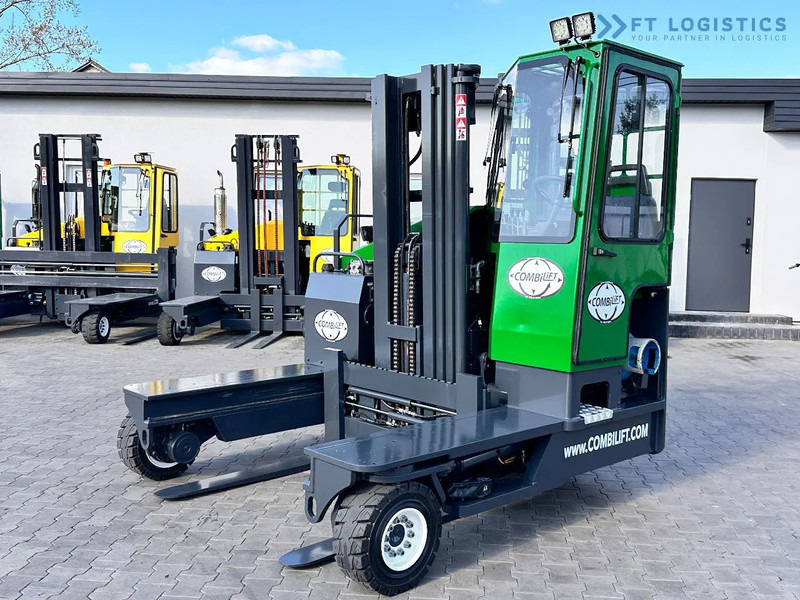 Combilift C4000 / TRIPLEX / 4900MM / LPG / FREE LIFT / FORK SHIFT / LIKE NEW C4000 / TRIPLEX / 4900MM / LPG / FREE LIFT / FORK SHIFT / LIK - 4-vägstruck: bild 3 Combilift C4000 / TRIPLEX / 4900MM / LPG / FREE LIFT / FORK SHIFT / LIKE NEW C4000 / TRIPLEX / 4900MM / LPG / FREE LIFT / FORK SHIFT / LIK - 4-vägstruck: bild 3