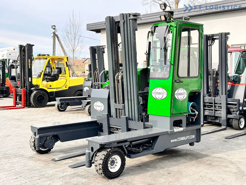 Combilift C4500 / LPG / TRIPLEX / 5500MM / FREE LIFT / HYDRAULIC FORK SHIFT / Like New C4500 / LPG / TRIPLEX / 5500MM / FREE LIFT / HYDRAU - 4-vägstruck: bild 1 Combilift C4500 / LPG / TRIPLEX / 5500MM / FREE LIFT / HYDRAULIC FORK SHIFT / Like New C4500 / LPG / TRIPLEX / 5500MM / FREE LIFT / HYDRAU - 4-vägstruck: bild 1