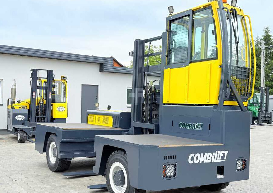 Combilift C6000FSL / DIESEL / DUPLEX – 4100MM / 1400MM FORKS / SIDeloADER / 6000KG LIFTING CAPACITY / FREE LIFT / DEUTZ ENGINE / EXCELLENT CONDITION - Sidlastare: bild 3 Combilift C6000FSL / DIESEL / DUPLEX – 4100MM / 1400MM FORKS / SIDeloADER / 6000KG LIFTING CAPACITY / FREE LIFT / DEUTZ ENGINE / EXCELLENT CONDITION - Sidlastare: bild 3