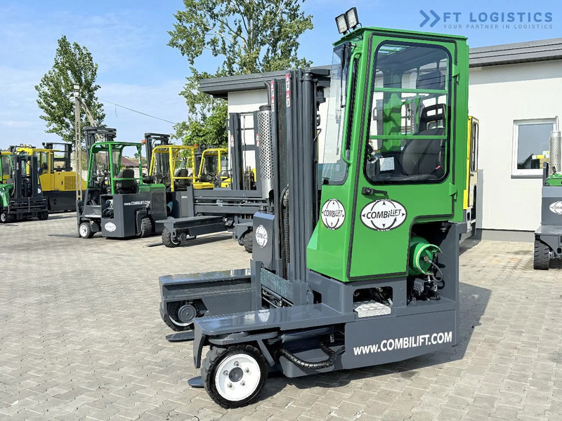 Combilift Combilift C2500 / GAS / TRIPLEX 4900MM / FREE LIFT / ONLY 2446 HOURS / FORK POSITIONER / FULL CABIN / PERFECT CONDITION / Wide r - 4-vägstruck: bild 3 Combilift Combilift C2500 / GAS / TRIPLEX 4900MM / FREE LIFT / ONLY 2446 HOURS / FORK POSITIONER / FULL CABIN / PERFECT CONDITION / Wide r - 4-vägstruck: bild 3