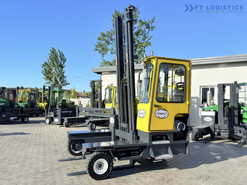 Combilift FOUR-WAY MULTIDIRECTIONAL FORKLIFT C5000 / GAS / TRIPLEX 6000MM / ONLY 4263 HOURS / FORK POSITIONER / EXCELLENT CONDITION / Wide - 4-vägstruck: bild 3 Combilift FOUR-WAY MULTIDIRECTIONAL FORKLIFT C5000 / GAS / TRIPLEX 6000MM / ONLY 4263 HOURS / FORK POSITIONER / EXCELLENT CONDITION / Wide - 4-vägstruck: bild 3