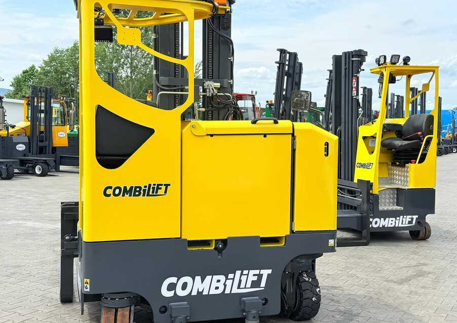 Leasa  Combilift MR / ELECTRIC / TRIPLEX – 6000MM / FULL FREE LIFT / WIDE POSITIONER / FORK SIDESHIFT / ONLY 1400 HOURS / LIKE NEW Combilift MR / ELECTRIC / TRIPLEX – 6000MM / FULL FREE LIFT / WIDE POSITIONER / FORK SIDESHIFT / ONLY 1400 HOURS / LIKE NEW: bild 10