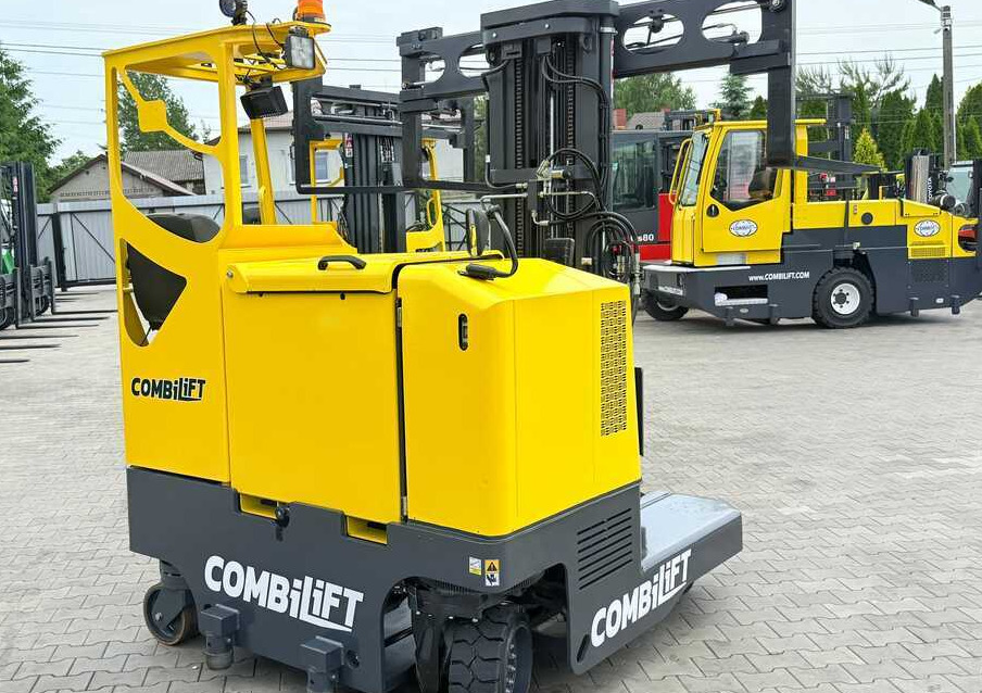 Leasa  Combilift MR / ELECTRIC / TRIPLEX – 6000MM / FULL FREE LIFT / WIDE POSITIONER / FORK SIDESHIFT / ONLY 1400 HOURS / LIKE NEW Combilift MR / ELECTRIC / TRIPLEX – 6000MM / FULL FREE LIFT / WIDE POSITIONER / FORK SIDESHIFT / ONLY 1400 HOURS / LIKE NEW: bild 26