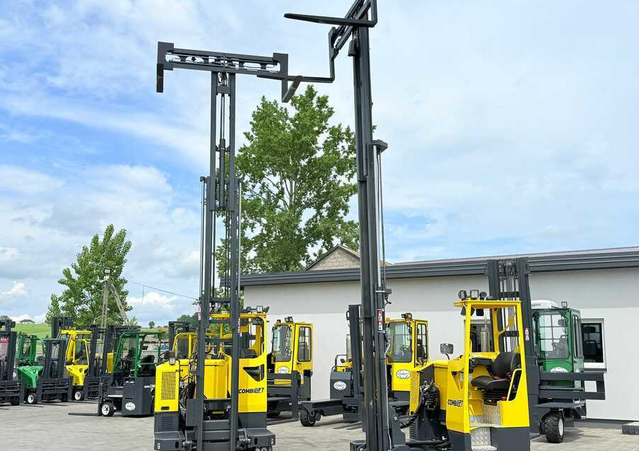 Leasa  Combilift MR / ELECTRIC / TRIPLEX – 6000MM / FULL FREE LIFT / WIDE POSITIONER / FORK SIDESHIFT / ONLY 1400 HOURS / LIKE NEW Combilift MR / ELECTRIC / TRIPLEX – 6000MM / FULL FREE LIFT / WIDE POSITIONER / FORK SIDESHIFT / ONLY 1400 HOURS / LIKE NEW: bild 33