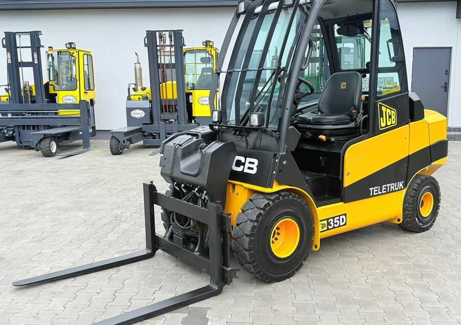 JCB TLT35D / DIESEL / CAB / NEW TYRES / 4450MM / TELESCOPIC – EXCELLENT CONDITION - Teleskoplastar: bild 2 JCB TLT35D / DIESEL / CAB / NEW TYRES / 4450MM / TELESCOPIC – EXCELLENT CONDITION - Teleskoplastar: bild 2