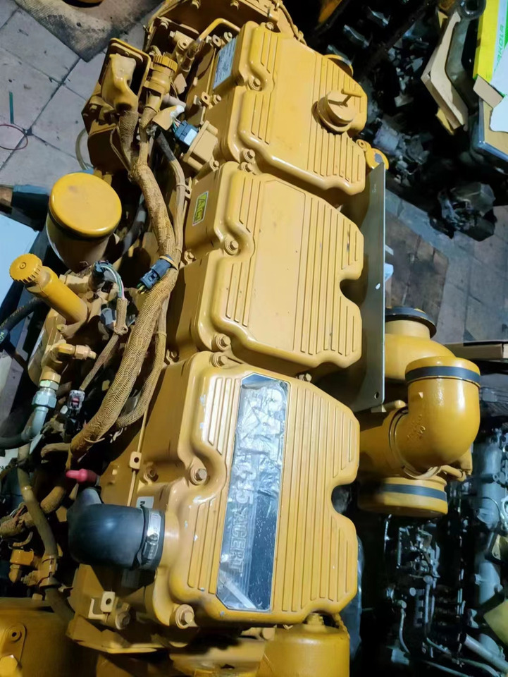 Motor för Grävmaskin CATERPILLAR C15: bild 6