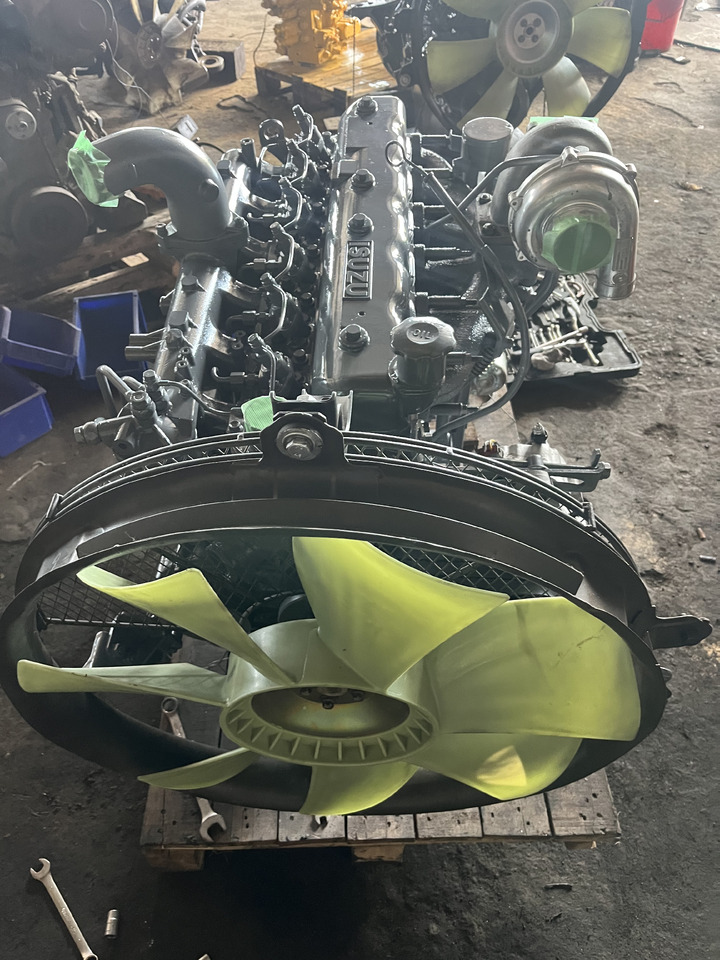 ISUZU 6BG1 - Motor för Grävmaskin: bild 4 ISUZU 6BG1 - Motor för Grävmaskin: bild 4