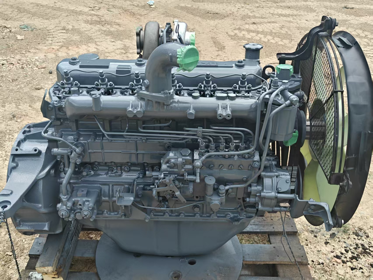 ISUZU 6BG1 - Motor för Grävmaskin: bild 1 ISUZU 6BG1 - Motor för Grävmaskin: bild 1