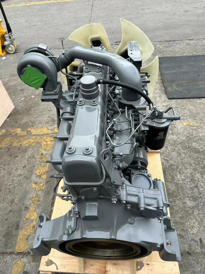 ISUZU 6SD1 - Motor: bild 2 ISUZU 6SD1 - Motor: bild 2