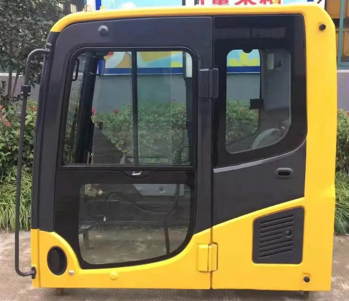 KOMATSU PC200-8 - Hytt för Grävmaskin: bild 2 KOMATSU PC200-8 - Hytt för Grävmaskin: bild 2