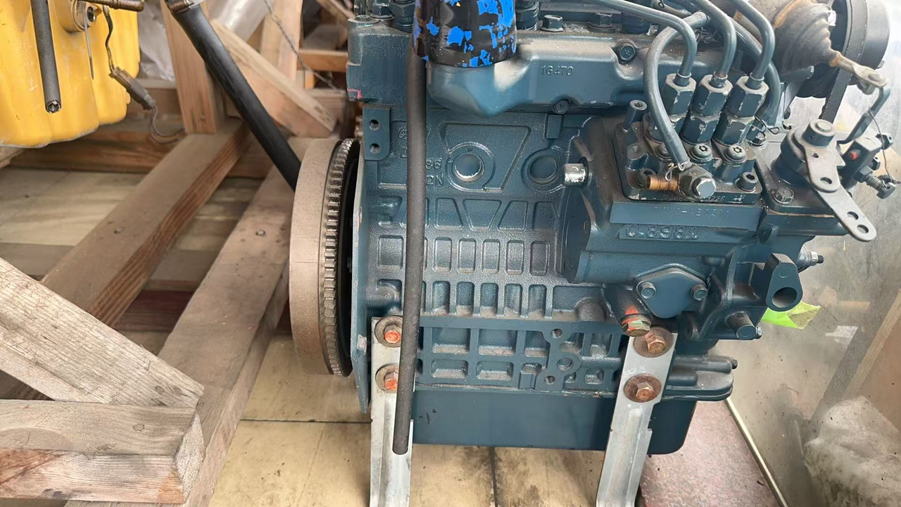 KUBOTA D902 - Motor för Grävmaskin: bild 1 KUBOTA D902 - Motor för Grävmaskin: bild 1