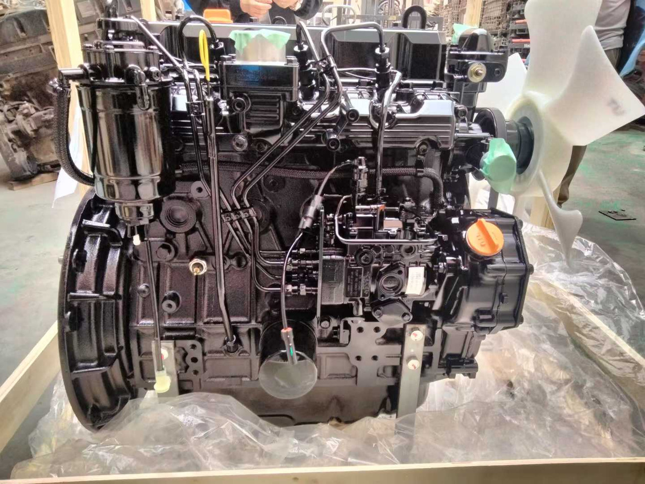 YANMAR 4TNE98 - Motor för Byggmaskiner: bild 1 YANMAR 4TNE98 - Motor för Byggmaskiner: bild 1