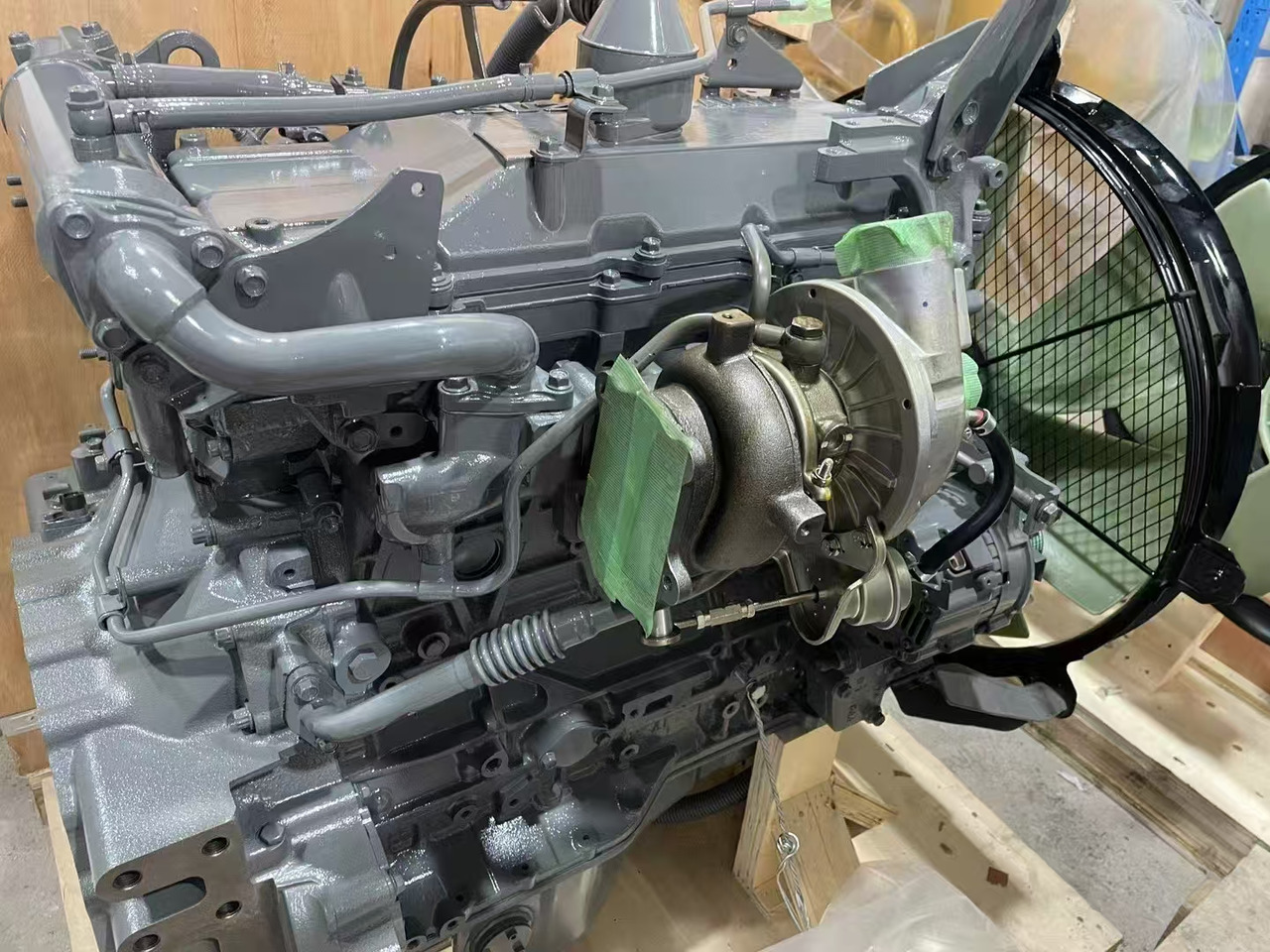 ISUZU 4HK1 - Motor för Grävmaskin: bild 4 ISUZU 4HK1 - Motor för Grävmaskin: bild 4