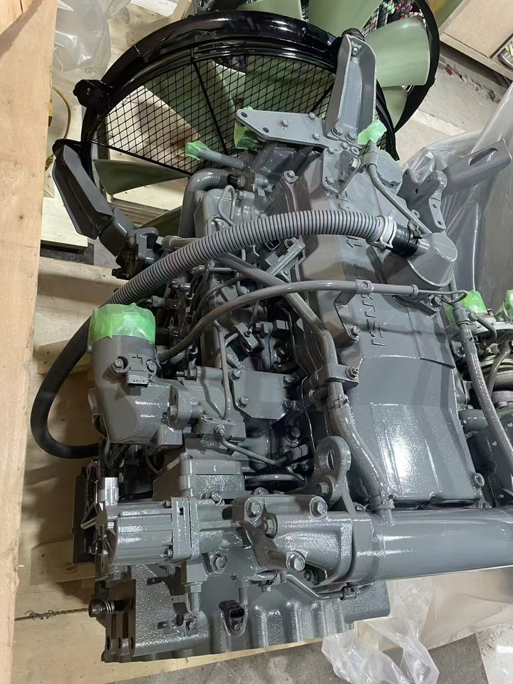 ISUZU 4HK1 - Motor för Grävmaskin: bild 1 ISUZU 4HK1 - Motor för Grävmaskin: bild 1