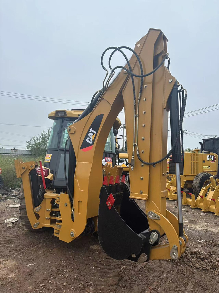 CATERPILLAR Used Good Condition Backhoe Loader CAT420F - Byggmaskiner: bild 4 CATERPILLAR Used Good Condition Backhoe Loader CAT420F - Byggmaskiner: bild 4