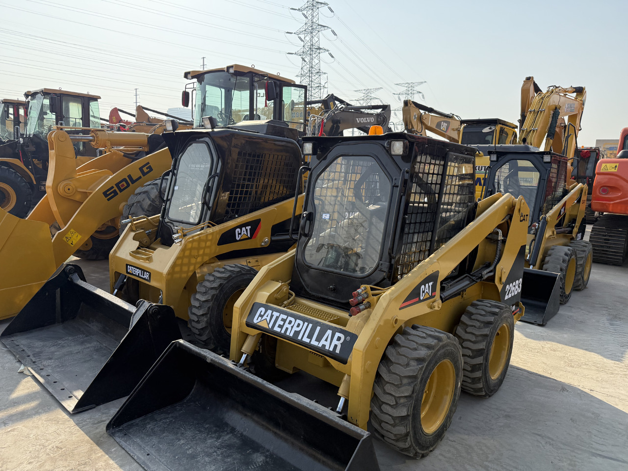 CATERPILLAR Used Mini Small CAT226B Skid Steer Loader in Stock with Best Review for Sale - Kompaktlastare/ Slirstyrda lastare: bild 2 CATERPILLAR Used Mini Small CAT226B Skid Steer Loader in Stock with Best Review for Sale - Kompaktlastare/ Slirstyrda lastare: bild 2