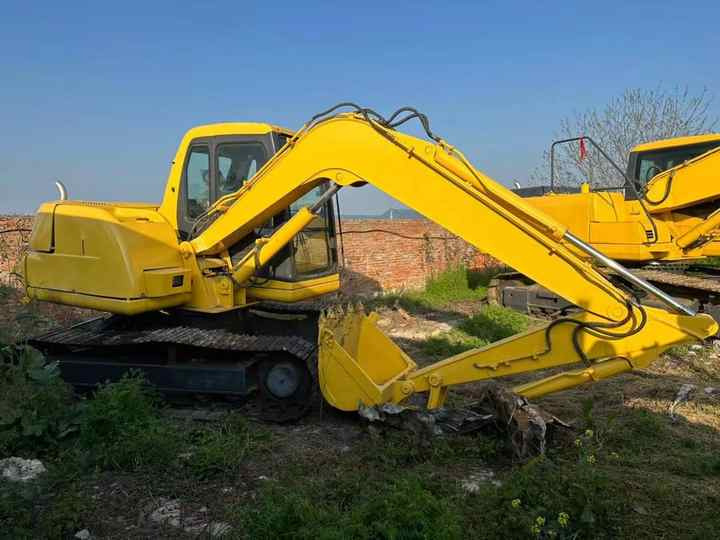 Cheap Used Komatsu PC60-7 Crawler Excavator with High Efficiency Used Heavy Machinery Komatsu P60-7 Digger Cheap for Sale - Bandgrävare: bild 5 Cheap Used Komatsu PC60-7 Crawler Excavator with High Efficiency Used Heavy Machinery Komatsu P60-7 Digger Cheap for Sale - Bandgrävare: bild 5