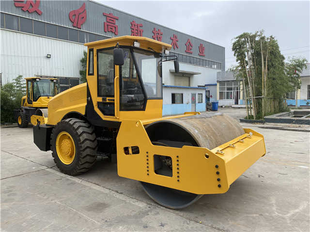 China Made Small Size Road Roller , Brand New Roller , New Compactor Machines - Asfaltvält: bild 3 China Made Small Size Road Roller , Brand New Roller , New Compactor Machines - Asfaltvält: bild 3
