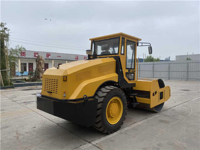 China Made Small Size Road Roller , Brand New Roller , New Compactor Machines - Asfaltvält: bild 5 China Made Small Size Road Roller , Brand New Roller , New Compactor Machines - Asfaltvält: bild 5