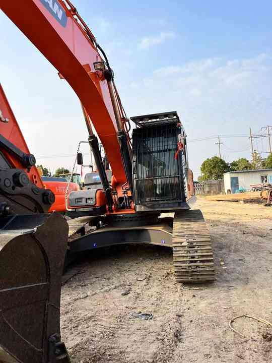 Doosan Construction Equipment Dx300 , Used Earth-moving Machine Doosan Excavator , Doosan Heavy Machines for Sale - Grävmaskin: bild 5 Doosan Construction Equipment Dx300 , Used Earth-moving Machine Doosan Excavator , Doosan Heavy Machines for Sale - Grävmaskin: bild 5