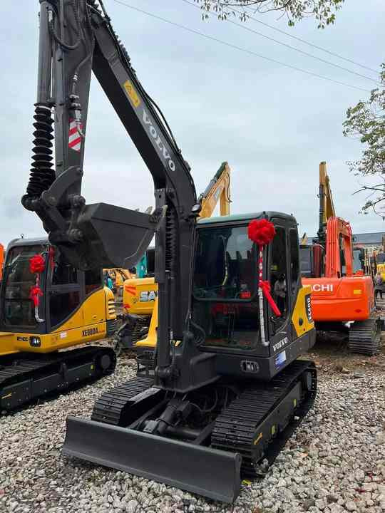 High Quality Used Volvo EC60D Excavator for Sale 6 Ton Compact Machine, Excellent Condition, Ready for Work! - Bandgrävare: bild 3 High Quality Used Volvo EC60D Excavator for Sale 6 Ton Compact Machine, Excellent Condition, Ready for Work! - Bandgrävare: bild 3