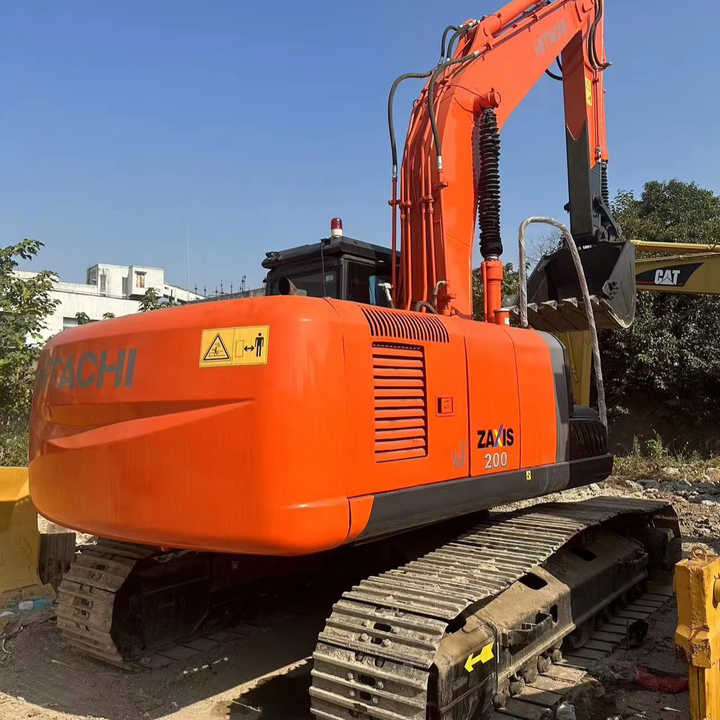 Low Shipping Good Condition Used Hitachi Zx 200-3 Excavator for Construction with Cheap Price - Bandgrävare: bild 1 Low Shipping Good Condition Used Hitachi Zx 200-3 Excavator for Construction with Cheap Price - Bandgrävare: bild 1
