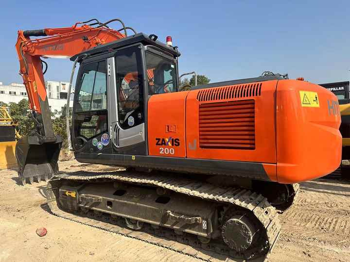 Low Shipping Good Condition Used Hitachi Zx 200-3 Excavator for Construction with Cheap Price - Bandgrävare: bild 3 Low Shipping Good Condition Used Hitachi Zx 200-3 Excavator for Construction with Cheap Price - Bandgrävare: bild 3