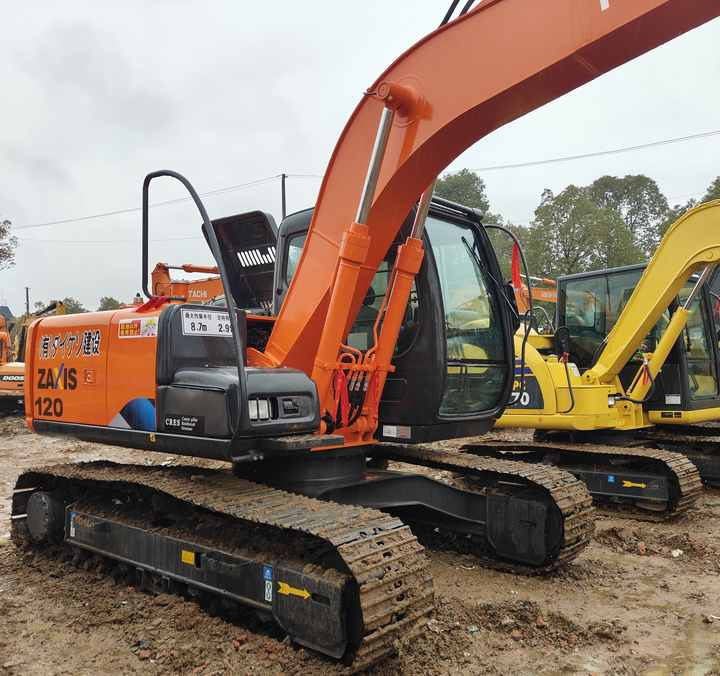 Original Hitachi ZX120 Crawler Excavator Low Hours Perfect for Various Projects Available Used Excavators for Sale - Bandgrävare: bild 1 Original Hitachi ZX120 Crawler Excavator Low Hours Perfect for Various Projects Available Used Excavators for Sale - Bandgrävare: bild 1