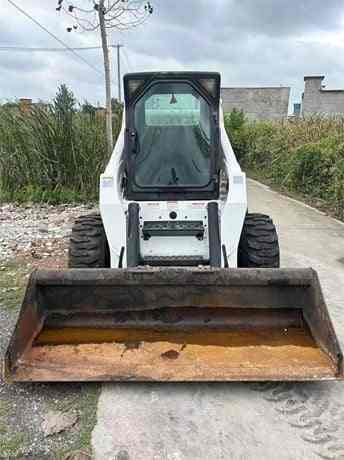 USED BOBCAT S300 Skid-steer Loader with Very Good Performance Is for Sale at a Low Price. S160/s185/s220/330 in Stock - Kompaktlastare/ Slirstyrda lastare: bild 5 USED BOBCAT S300 Skid-steer Loader with Very Good Performance Is for Sale at a Low Price. S160/s185/s220/330 in Stock - Kompaktlastare/ Slirstyrda lastare: bild 5