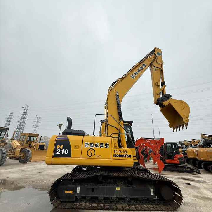 Used Good Quality Japan Original PC210-8 in Good Condition PC210-8 Komatsu - Bandgrävare: bild 3 Used Good Quality Japan Original PC210-8 in Good Condition PC210-8 Komatsu - Bandgrävare: bild 3
