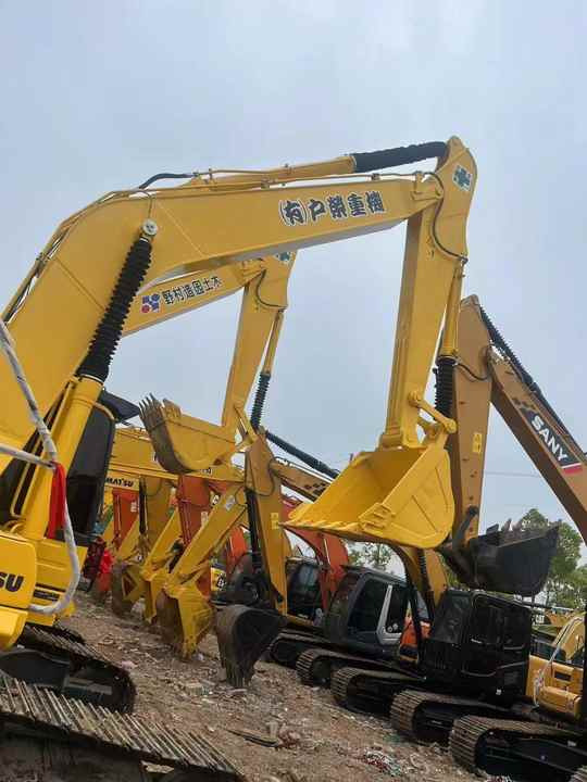 Used Good Quality Japan Original PC240-8 in Good Condition PC240-8 Komatsu - Bandgrävare: bild 5 Used Good Quality Japan Original PC240-8 in Good Condition PC240-8 Komatsu - Bandgrävare: bild 5