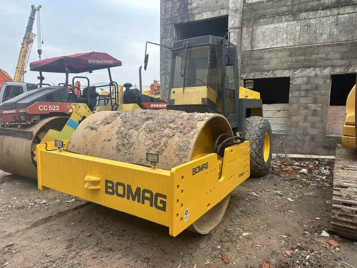 Used Heavy Construction Equipment BW217D Second Hand Road Rollers Used Machine Hot Sale - Asfaltvält: bild 2 Used Heavy Construction Equipment BW217D Second Hand Road Rollers Used Machine Hot Sale - Asfaltvält: bild 2